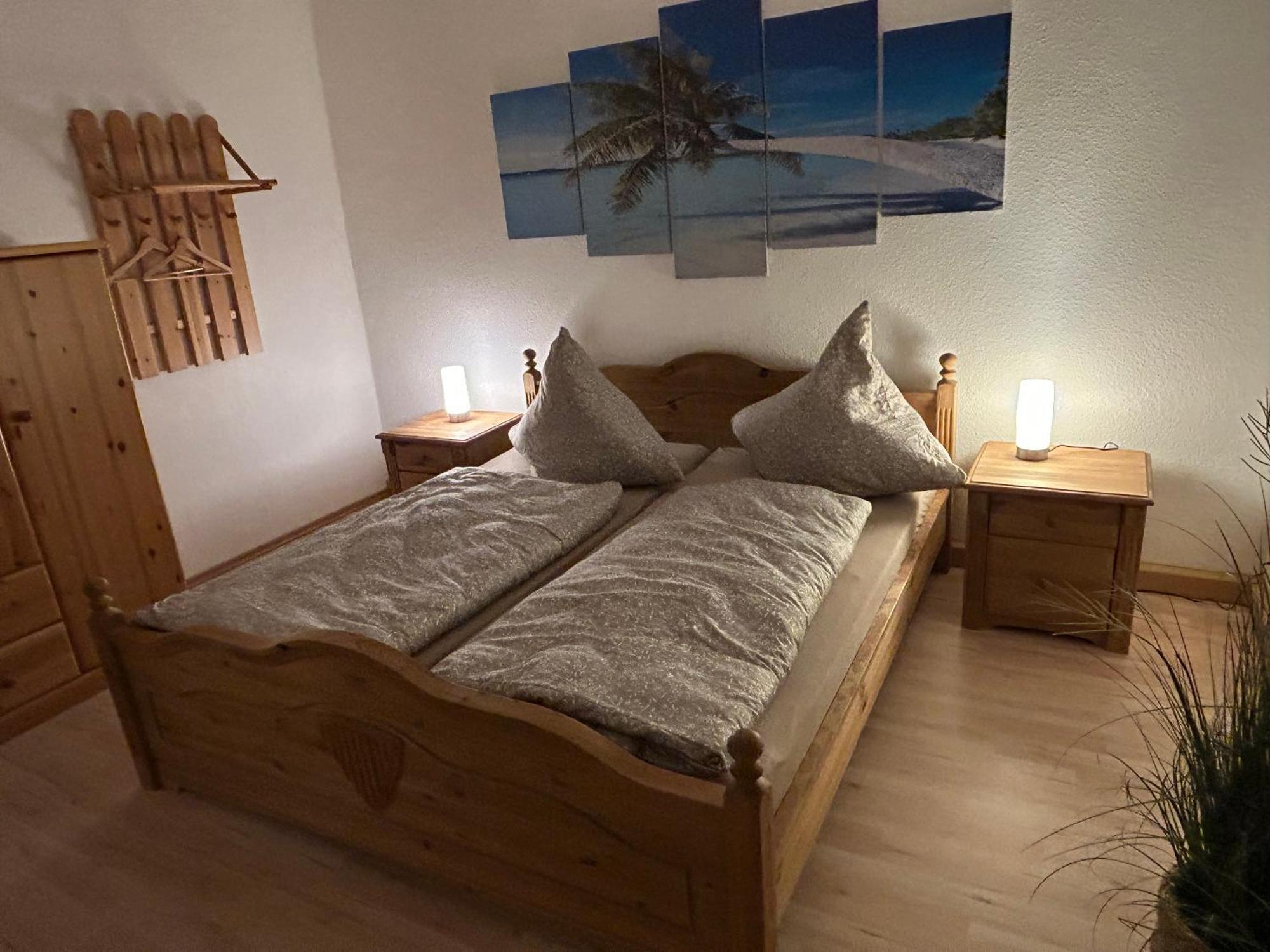 Gelbes Haus Seenland Ferienwohnungen Xl Elsterheide Room photo