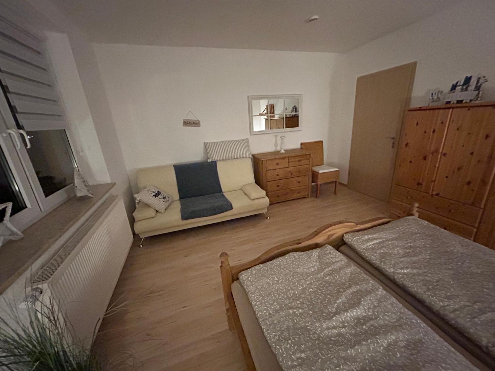 Gelbes Haus Seenland Ferienwohnungen Xl Elsterheide Room photo