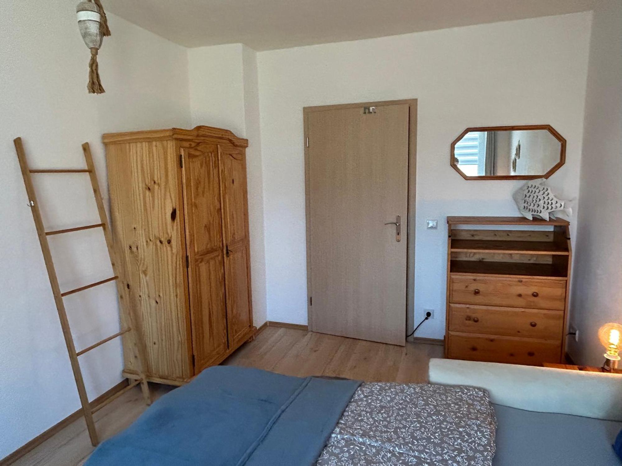 Gelbes Haus Seenland Ferienwohnungen Xl Elsterheide Room photo